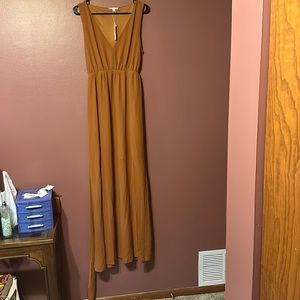 Baltic Born burnt orange maxi dress. Large. Never worn. With tags.